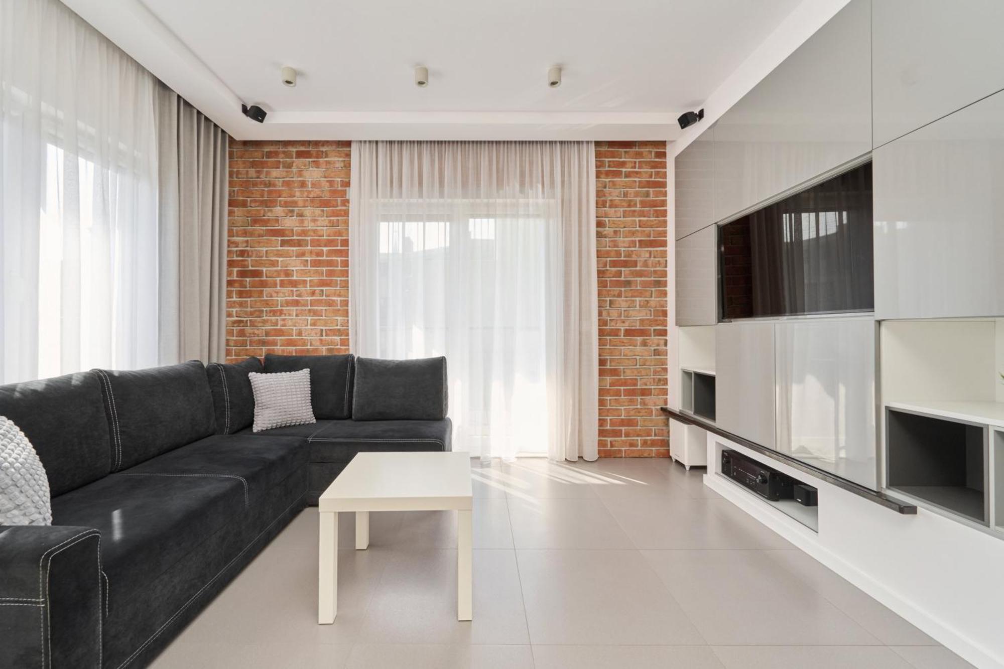 Stylish Kosciuszki Apartaments Near The Market Square With Free Garage Wroclaw By Noclegi Renters Exterior photo