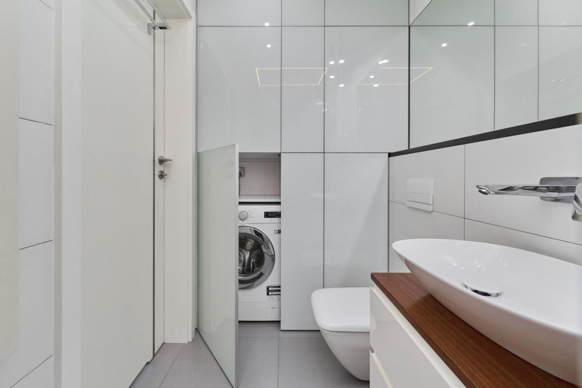 Stylish Kosciuszki Apartaments Near The Market Square With Free Garage Wroclaw By Noclegi Renters Exterior photo